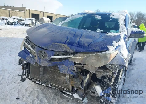 2014 Toyota Rav4 Limited z USA, uszkodzony, nr VIN 2T3DFREV7EW224149